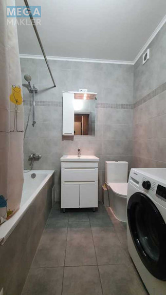 Оренда 1 кімнатної квартири, <a class="location-link" href="/kiev/" title="Недвижимость Київ">Київ</a>, <a class="location-link" href="/kiev/dneprovskij/" title="Недвижимость Дніпровський район">Дніпровський р-н</a>, Воскресенська вул., 18А (изображение 4)