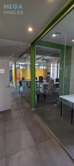 Оренда комерційної нерухомості, 294 кв.м, под офис, <a class="location-link" href="/kiev/" title="Недвижимость Київ">Київ</a>, <a class="location-link" href="/kiev/pecherskij/" title="Недвижимость Печерський район">Печерський р-н</a>, Залізничне шосе, 2А (изображение 3)