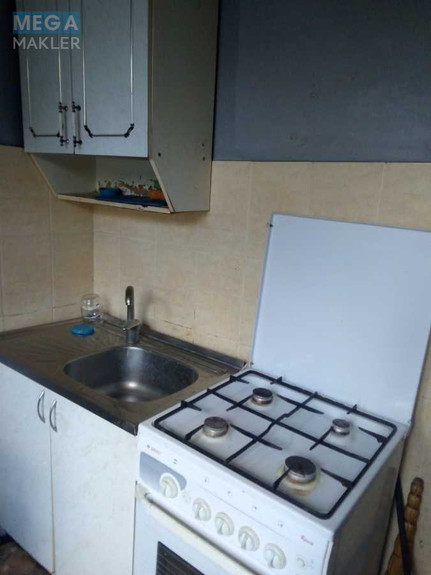 Оренда кімнати (підселення), <a class="location-link" href="/odessa/" title="Недвижимость Одеса">Одеса</a>, <a class="location-link" href="/odessa/malinovskij/" title="Недвижимость Малиновський район">Малиновський р-н</a>, Филатова, 6б (изображение 2)