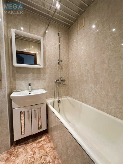 Продаж 3 кімнатної квартири (56/39/6), 2 пов. 9 пов. будинку, <a class="location-link" href="/kiev/" title="Недвижимость Київ">Київ</a>, <a class="location-link" href="/kiev/dneprovskij/" title="Недвижимость Дніпровський район">Дніпровський р-н</a>, Миропільська вул., 3 (изображение 16)