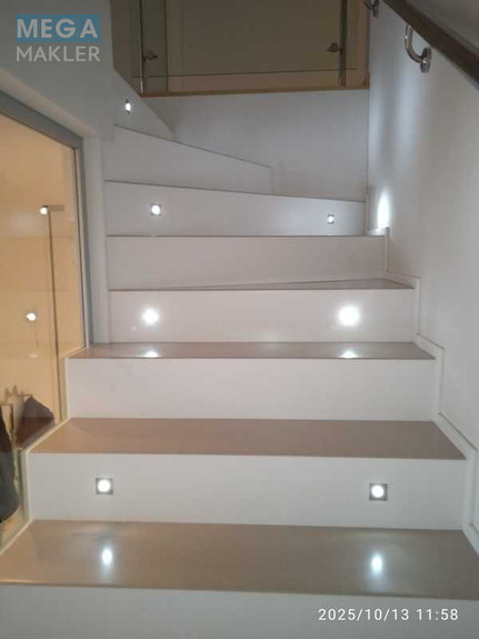 Оренда 3 кімнатної квартири, <a class="location-link" href="/kiev/" title="Недвижимость Київ">Київ</a>, <a class="location-link" href="/kiev/goloseevskij/" title="Недвижимость Голосіївський район">Голосіївський р-н</a>, Михайла Ломоносова вул., 56 (изображение 15)