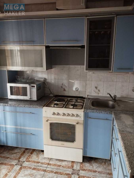 Продаж 3 кімнатної квартири (73/48/8), 8 пов. 9 пов. будинку, <a class="location-link" href="/kiev/" title="Недвижимость Київ">Київ</a>, <a class="location-link" href="/kiev/dneprovskij/" title="Недвижимость Дніпровський район">Дніпровський р-н</a>, Березняківська вул., 20 (изображение 11)