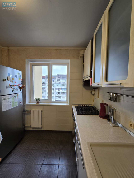 Продаж 3 кімнатної квартири (72/40/9), 8 пов. 9 пов. будинку, <a class="location-link" href="/kiev/" title="Недвижимость Київ">Київ</a>, <a class="location-link" href="/kiev/obolonskij/" title="Недвижимость Оболонський район">Оболонський р-н</a>, Северная ул., 54а (изображение 4)