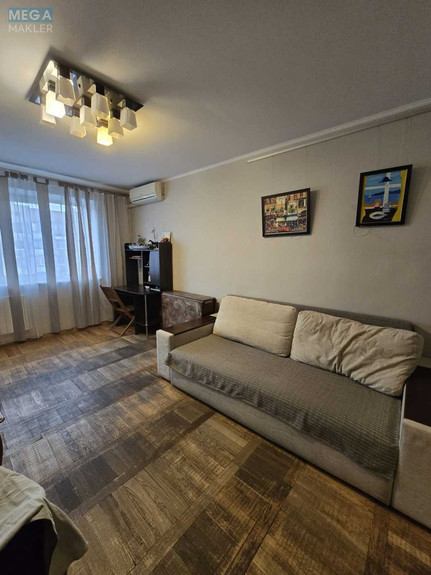 Продаж 3 кімнатної квартири (72/40/9), 8 пов. 9 пов. будинку, <a class="location-link" href="/kiev/" title="Недвижимость Київ">Київ</a>, <a class="location-link" href="/kiev/obolonskij/" title="Недвижимость Оболонський район">Оболонський р-н</a>, Северная ул., 54а (изображение 7)