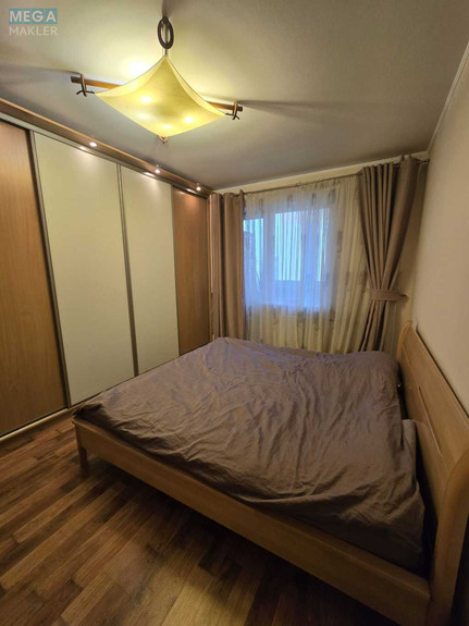 Продаж 3 кімнатної квартири (72/40/9), 8 пов. 9 пов. будинку, <a class="location-link" href="/kiev/" title="Недвижимость Київ">Київ</a>, <a class="location-link" href="/kiev/obolonskij/" title="Недвижимость Оболонський район">Оболонський р-н</a>, Северная ул., 54а (изображение 9)