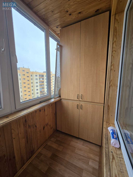 Продаж 3 кімнатної квартири (72/40/9), 8 пов. 9 пов. будинку, <a class="location-link" href="/kiev/" title="Недвижимость Київ">Київ</a>, <a class="location-link" href="/kiev/obolonskij/" title="Недвижимость Оболонський район">Оболонський р-н</a>, Северная ул., 54а (изображение 11)