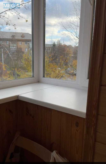 Продаж 3 кімнатної квартири (82/53/10), 2 пов. 5 пов. будинку, <a class="location-link" href="/kiev/" title="Недвижимость Київ">Київ</a>, <a class="location-link" href="/kiev/solomenskij/" title="Недвижимость Солом'янський район">Солом'янський р-н</a>, Іскрівська вул., 1 (изображение 15)