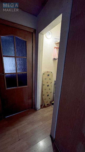 Продаж 3 кімнатної квартири (82/53/10), 2 пов. 5 пов. будинку, <a class="location-link" href="/kiev/" title="Недвижимость Київ">Київ</a>, <a class="location-link" href="/kiev/solomenskij/" title="Недвижимость Солом'янський район">Солом'янський р-н</a>, Іскрівська вул., 1 (изображение 18)