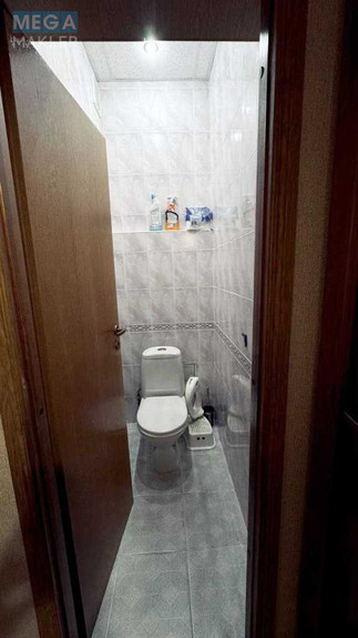 Продаж 3 кімнатної квартири (82/53/10), 2 пов. 5 пов. будинку, <a class="location-link" href="/kiev/" title="Недвижимость Київ">Київ</a>, <a class="location-link" href="/kiev/solomenskij/" title="Недвижимость Солом'янський район">Солом'янський р-н</a>, Іскрівська вул., 1 (изображение 19)