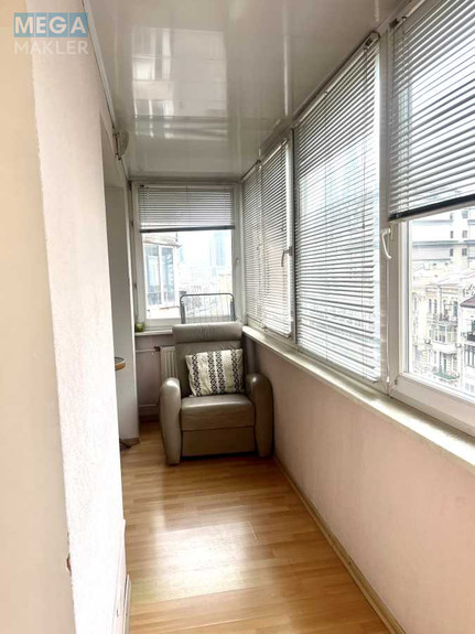 Оренда 2 кімнатної квартири, <a class="location-link" href="/kiev/" title="Недвижимость Київ">Київ</a>, <a class="location-link" href="/kiev/pecherskij/" title="Недвижимость Печерський район">Печерський р-н</a>, Велика Васильківська вул., 102 (изображение 5)