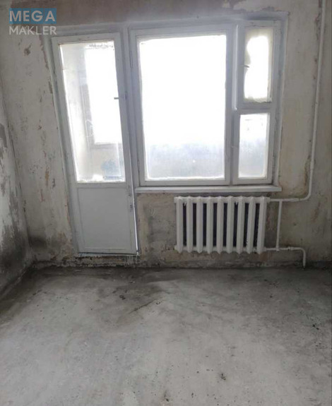 Продаж 3 кімнатної квартири (75/?/?), 13 пов. 16 пов. будинку, <a class="location-link" href="/kiev/" title="Недвижимость Київ">Київ</a>, <a class="location-link" href="/kiev/goloseevskij/" title="Недвижимость Голосіївський район">Голосіївський р-н</a>, Композитора Лятошинского ул. (изображение 3)