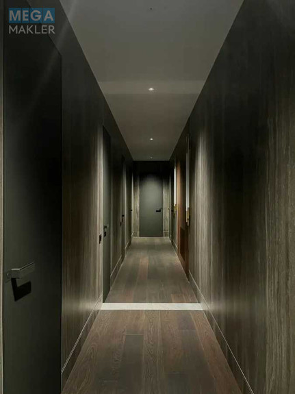 Продаж 6 кімнатної квартири (274/?/?), 5 пов. 5 пов. будинку, <a class="location-link" href="/kiev/" title="Недвижимость Київ">Київ</a>, <a class="location-link" href="/kiev/pecherskij/" title="Недвижимость Печерський район">Печерський р-н</a>, Академика Богомольца ул. (изображение 9)