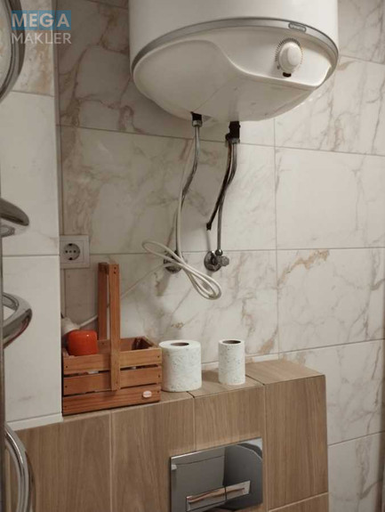 Оренда 1 кімнатної квартири, <a class="location-link" href="/kiev/" title="Недвижимость Київ">Київ</a>, <a class="location-link" href="/kiev/podolskij/" title="Недвижимость Подільський район">Подільський р-н</a>, Сергея Данченко вул., 28 (изображение 13)