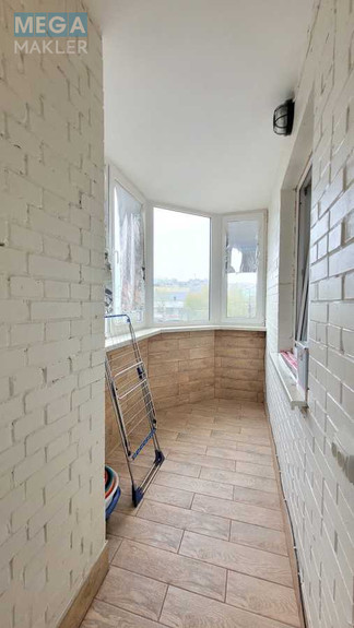 Продаж 3 кімнатної квартири (88/44/13), 3 пов. 18 пов. будинку, <a class="location-link" href="/kiev/" title="Недвижимость Київ">Київ</a>, <a class="location-link" href="/kiev/darnickij/" title="Недвижимость Дарницький район">Дарницький р-н</a>, Анны Ахматовой ул., 3 (изображение 10)