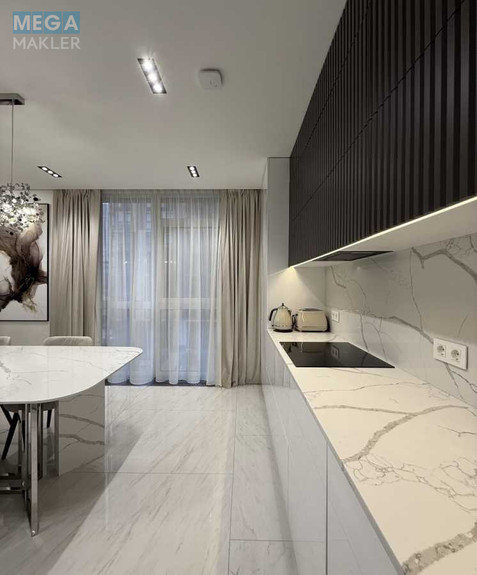 Оренда 4 кімнатні квартири, <a class="location-link" href="/kiev/" title="Недвижимость Київ">Київ</a>, <a class="location-link" href="/kiev/pecherskij/" title="Недвижимость Печерський район">Печерський р-н</a>, Джона Маккейна ул. (изображение 3)