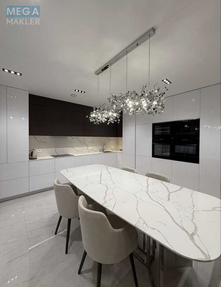 Оренда 4 кімнатні квартири, <a class="location-link" href="/kiev/" title="Недвижимость Київ">Київ</a>, <a class="location-link" href="/kiev/pecherskij/" title="Недвижимость Печерський район">Печерський р-н</a>, Джона Маккейна ул. (изображение 4)