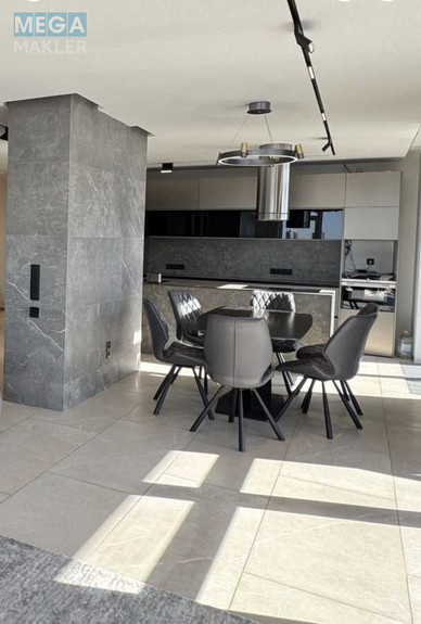 Оренда 4 кімнатні квартири, <a class="location-link" href="/kiev/" title="Недвижимость Київ">Київ</a>, <a class="location-link" href="/kiev/pecherskij/" title="Недвижимость Печерський район">Печерський р-н</a>, Джона Маккейна ул. (изображение 3)