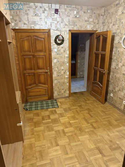 Продаж 3 кімнатної квартири (86/48/9), 6 пов. 15 пов. будинку, <a class="location-link" href="/kiev/" title="Недвижимость Київ">Київ</a>, <a class="location-link" href="/kiev/darnickij/" title="Недвижимость Дарницький район">Дарницький р-н</a>, Анни Ахматової вул., 15 (изображение 20)