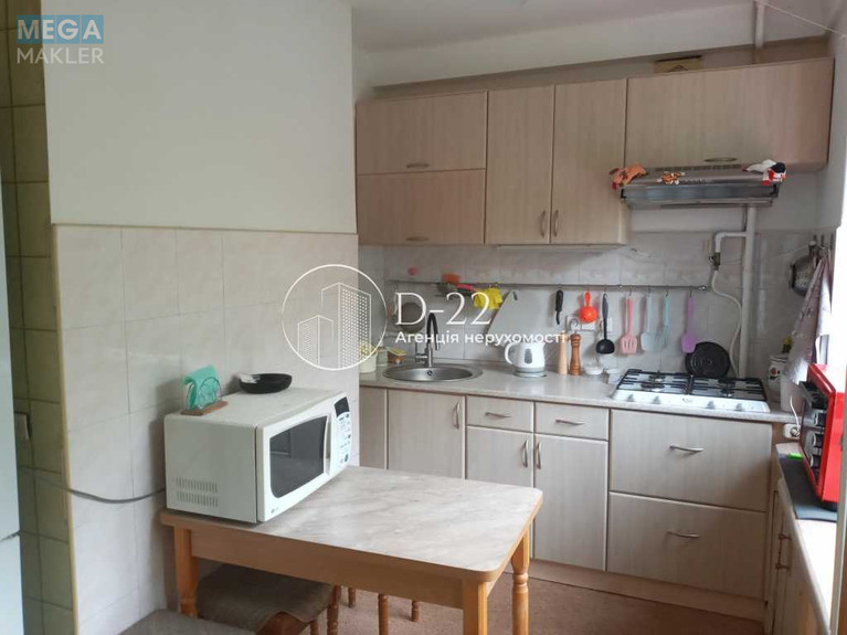 Продаж 3 кімнатної квартири (63/41/8), 4 пов. 8 пов. будинку, <a class="location-link" href="/kiev/" title="Недвижимость Київ">Київ</a>, <a class="location-link" href="/kiev/pecherskij/" title="Недвижимость Печерський район">Печерський р-н</a>, Новогоспітальна вулиця, 5 (изображение 10)