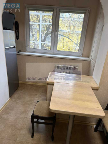 Продаж 1 кімнатної квартири (33/15/8), 3 пов. 9 пов. будинку, <a class="location-link" href="/kiev/" title="Недвижимость Київ">Київ</a>, <a class="location-link" href="/kiev/obolonskij/" title="Недвижимость Оболонський район">Оболонський р-н</a>, Оболонский просп., 16 (изображение 4)