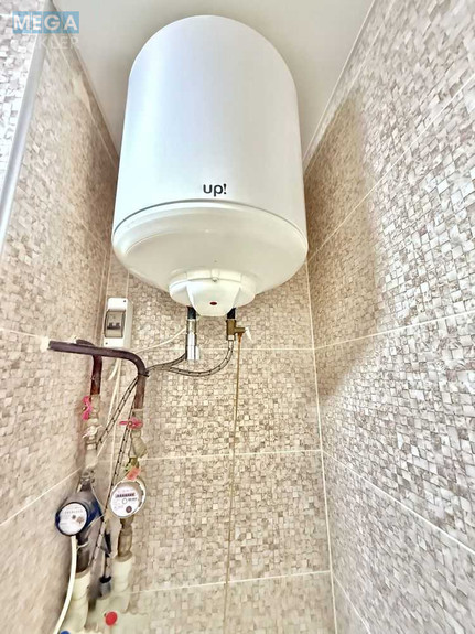 Продаж 1 кімнатної квартири (35/18/6), 7 пов. 9 пов. будинку, <a class="location-link" href="/kiev/" title="Недвижимость Київ">Київ</a>, <a class="location-link" href="/kiev/dneprovskij/" title="Недвижимость Дніпровський район">Дніпровський р-н</a>, Радужная ул., 13В (изображение 17)