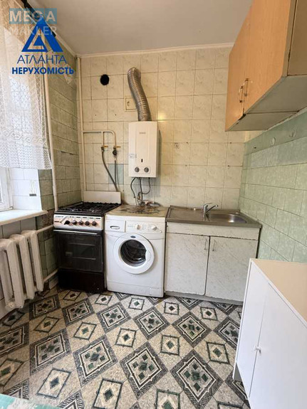 Продаж 3 кімнатної квартири (55/40/5), 3 пов. 5 пов. будинку, <a class="location-link" href="/lutsk/" title="Недвижимость Луцьк">Луцьк</a>, Волі, 45 (изображение 9)