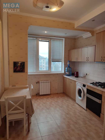 Оренда 2 кімнатної квартири, <a class="location-link" href="/kiev/" title="Недвижимость Київ">Київ</a>, <a class="location-link" href="/kiev/pecherskij/" title="Недвижимость Печерський район">Печерський р-н</a>, Леси Украинки бульв., 36Б (изображение 12)