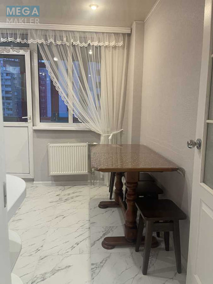 Продаж 1 кімнатної квартири (44/18/10), 5 пов. 25 пов. будинку, <a class="location-link" href="/kiev/" title="Недвижимость Київ">Київ</a>, <a class="location-link" href="/kiev/desnyanskij/" title="Недвижимость Деснянський район">Деснянський р-н</a>, Володимира Маяковського просп., 70 (изображение 13)