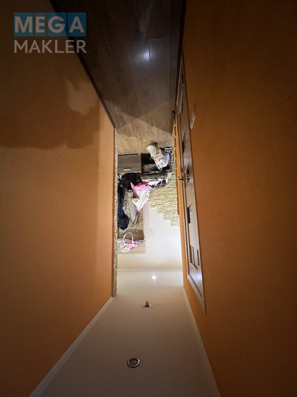 Продаж 3 кімнатної квартири (48/27/6), 1 пов. 5 пов. будинку, <a class="location-link" href="/krivoj-rog/" title="Недвижимость Кривий Ріг">Кривий Ріг</a>, <a class="location-link" href="/krivoj-rog/dzerzhinskij/" title="Недвижимость Дзержинський район">Дзержинський р-н</a>, Бизова (изображение 2)