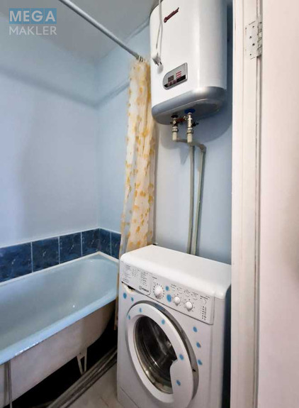 Продаж 2 кімнатної квартири (55/33/8), 13 пов. 16 пов. будинку, <a class="location-link" href="/kiev/" title="Недвижимость Київ">Київ</a>, <a class="location-link" href="/kiev/desnyanskij/" title="Недвижимость Деснянський район">Деснянський р-н</a>, Марины Цветаевой ул., 16в (изображение 6)