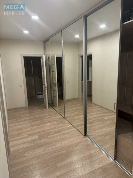 Оренда 2 кімнатної квартири, <a class="location-link" href="/kiev/" title="Недвижимость Київ">Київ</a>, <a class="location-link" href="/kiev/solomenskij/" title="Недвижимость Солом'янський район">Солом'янський р-н</a>, Вацлава Гавела бульв., 6/7А (изображение 3)