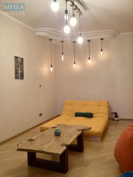 Оренда 3 кімнатної квартири, <a class="location-link" href="/kiev/" title="Недвижимость Київ">Київ</a>, <a class="location-link" href="/kiev/pecherskij/" title="Недвижимость Печерський район">Печерський р-н</a>, Панаса Мирного вул., 11 (изображение 4)