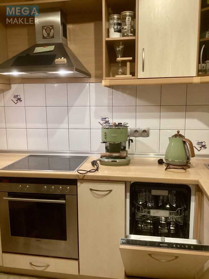 Оренда 3 кімнатної квартири, <a class="location-link" href="/kiev/" title="Недвижимость Київ">Київ</a>, <a class="location-link" href="/kiev/pecherskij/" title="Недвижимость Печерський район">Печерський р-н</a>, Панаса Мирного вул., 11 (изображение 13)