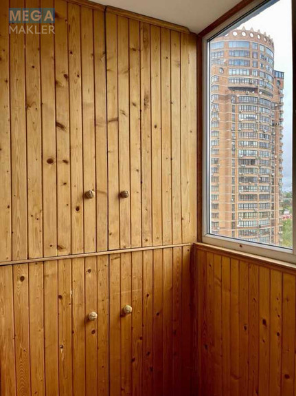 Оренда 3 кімнатної квартири, <a class="location-link" href="/kiev/" title="Недвижимость Київ">Київ</a>, <a class="location-link" href="/kiev/pecherskij/" title="Недвижимость Печерський район">Печерський р-н</a>, Панаса Мирного вул., 11 (изображение 21)