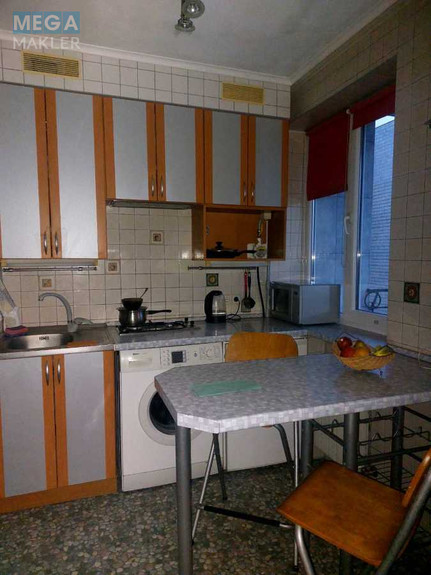 Оренда 1 кімнатної квартири, <a class="location-link" href="/kiev/" title="Недвижимость Київ">Київ</a>, <a class="location-link" href="/kiev/pecherskij/" title="Недвижимость Печерський район">Печерський р-н</a>, Бастіонний пров., 5 (изображение 3)