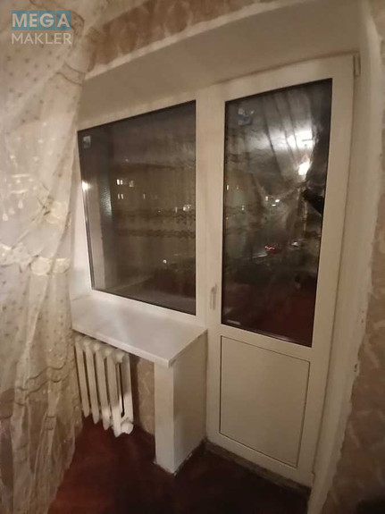 Оренда 3 кімнатної квартири, <a class="location-link" href="/kiev/" title="Недвижимость Київ">Київ</a>, <a class="location-link" href="/kiev/dneprovskij/" title="Недвижимость Дніпровський район">Дніпровський р-н</a>, Миру просп., 18 (изображение 4)