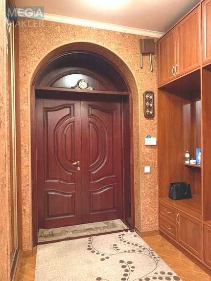 Продаж дома, 4 поверху, 425 кв.м, 7 кімнат, ділянка 15 соток, <a class="location-link" href="/petropavlovskaya-borshagovka/" title="Недвижимость Петропавлівська Борщагівка">Петропавлівська Борщагівка</a>, Борщагівська, 23 (изображение 24)