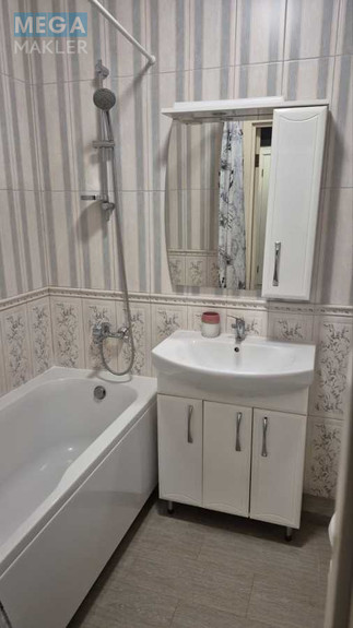 Оренда 1 кімнатної квартири, <a class="location-link" href="/kiev/" title="Недвижимость Київ">Київ</a>, <a class="location-link" href="/kiev/goloseevskij/" title="Недвижимость Голосіївський район">Голосіївський р-н</a>, Ломоносова ул., 36В (изображение 9)