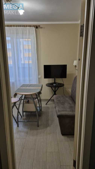 Оренда 1 кімнатної квартири, <a class="location-link" href="/kiev/" title="Недвижимость Київ">Київ</a>, <a class="location-link" href="/kiev/goloseevskij/" title="Недвижимость Голосіївський район">Голосіївський р-н</a>, Ломоносова ул., 36В (изображение 14)