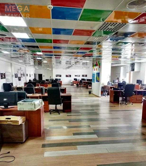 Оренда комерційної нерухомості, 240 кв.м, под офис, <a class="location-link" href="/kiev/" title="Недвижимость Київ">Київ</a>, <a class="location-link" href="/kiev/podolskij/" title="Недвижимость Подільський район">Подільський р-н</a>, Новоконстантиновская ул., 1 (изображение 9)