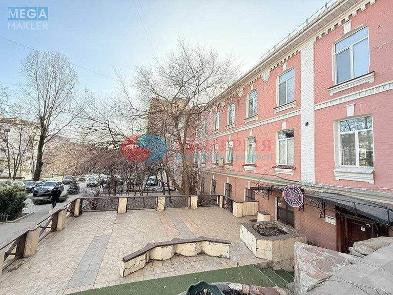 Продаж комерційної нерухомості, 518&nbsp;кв.м, под офис, <a class="location-link" href="/kiev/" title="Недвижимость Київ">Київ</a>, <a class="location-link" href="/kiev/shevchenkovskij/" title="Недвижимость Шевченківський район">Шевченківський р-н</a>, Гоголівська вул. (изображение 21)