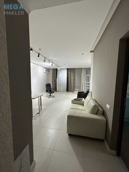 Оренда окремої будівлі/побудови, 200 кв.м, <a class="location-link" href="/kiev/" title="Недвижимость Київ">Київ</a>, <a class="location-link" href="/kiev/obolonskij/" title="Недвижимость Оболонський район">Оболонський р-н</a>, Маршала Тимошенко ул., 21 (изображение 7)