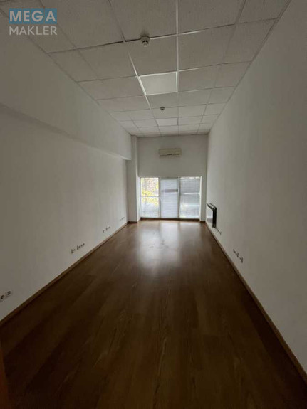 Оренда комерційної нерухомості, 375&nbsp;кв.м, под офис, <a class="location-link" href="/kiev/" title="Недвижимость Київ">Київ</a>, <a class="location-link" href="/kiev/dneprovskij/" title="Недвижимость Дніпровський район">Дніпровський р-н</a>, Евгения Сверстюка ул., 11 (изображение 7)