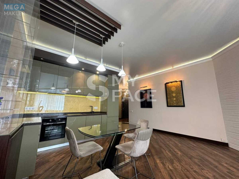 Продаж 3 кімнатної квартири (108/38/32), 3 пов. 27 пов. будинку, <a class="location-link" href="/kiev/" title="Недвижимость Київ">Київ</a>, <a class="location-link" href="/kiev/pecherskij/" title="Недвижимость Печерський район">Печерський р-н</a>, Щорса вул., 44А (изображение 8)