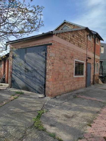 Продаж дома, 3&nbsp;поверху, 195&nbsp;кв.м, 6&nbsp;кімнат, ділянка 9&nbsp;соток, <a class="location-link" href="/dnepropetrovsk/" title="Недвижимость Дніпра">Дніпро</a>, Доблесная (изображение 2)