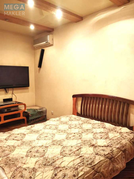 Оренда 2 кімнатної квартири, <a class="location-link" href="/kiev/" title="Недвижимость Київ">Київ</a>, <a class="location-link" href="/kiev/podolskij/" title="Недвижимость Подільський район">Подільський р-н</a>, Щекавицька вул., 30/39 (изображение 6)