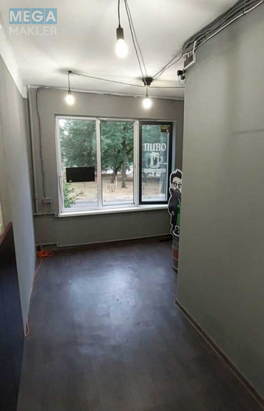 Продаж комерційної нерухомості, 75 кв.м, под магазин, <a class="location-link" href="/kiev/" title="Недвижимость Київ">Київ</a>, <a class="location-link" href="/kiev/shevchenkovskij/" title="Недвижимость Шевченківський район">Шевченківський р-н</a>, Овруцька вул., 17 (изображение 11)