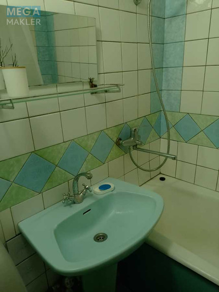 Оренда 2 кімнатної квартири, <a class="location-link" href="/kiev/" title="Недвижимость Київ">Київ</a>, <a class="location-link" href="/kiev/svyatoshinskij/" title="Недвижимость Святошинський район">Святошинський р-н</a>, Академіка Корольова просп., 14 (изображение 13)