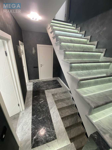 Продаж дома, 3&nbsp;поверху, 145&nbsp;кв.м, 3&nbsp;кімнати, ділянка 1&nbsp;сотка, <a class="location-link" href="/borispol/" title="Недвижимость Бориспіль">Бориспіль</a>, Ясная, 19 (изображение 4)