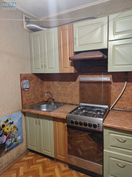 Продаж 2 кімнатної квартири (53/32/8), 2 пов. 9 пов. будинку, <a class="location-link" href="/smela/" title="Недвижимость Сміла">Сміла</a>, Рєпіна (изображение 2)